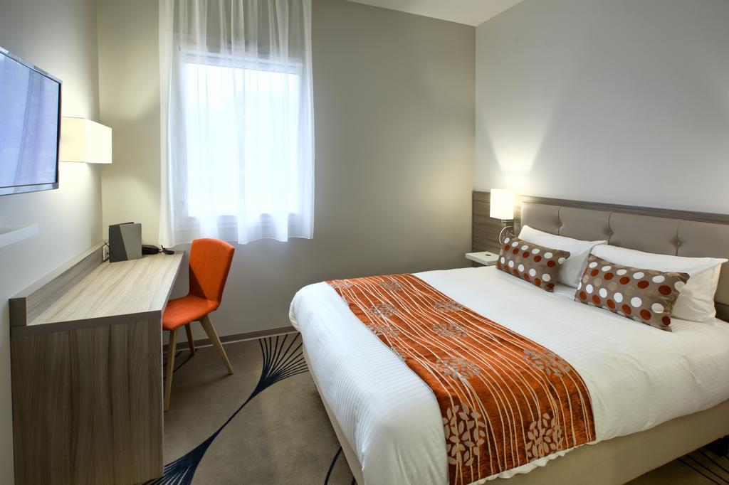 גרדיניון Logis Hotel Restaurant & Spa Au Comte D'Ornon חדר תמונה