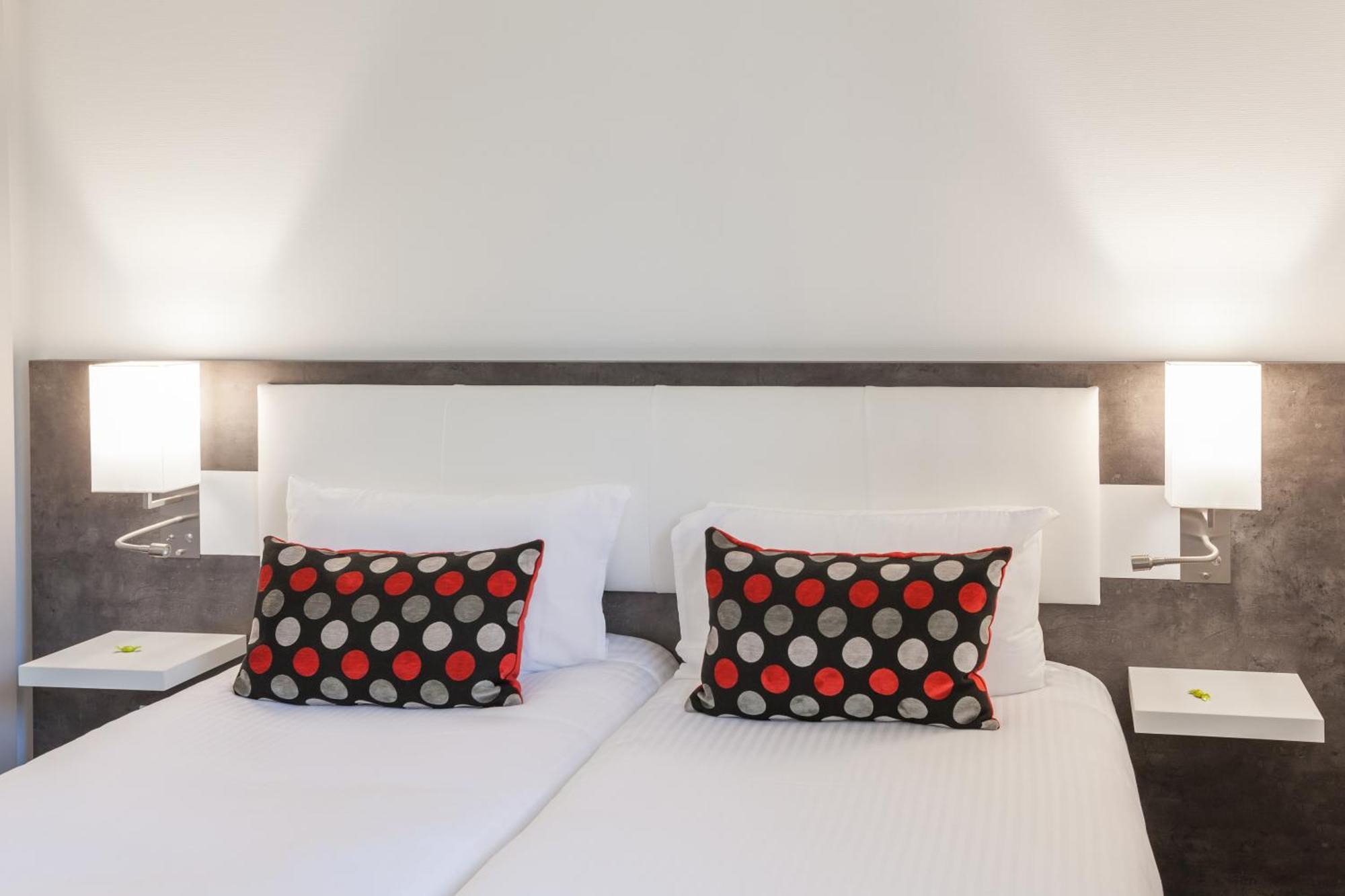 גרדיניון Logis Hotel Restaurant & Spa Au Comte D'Ornon חדר תמונה