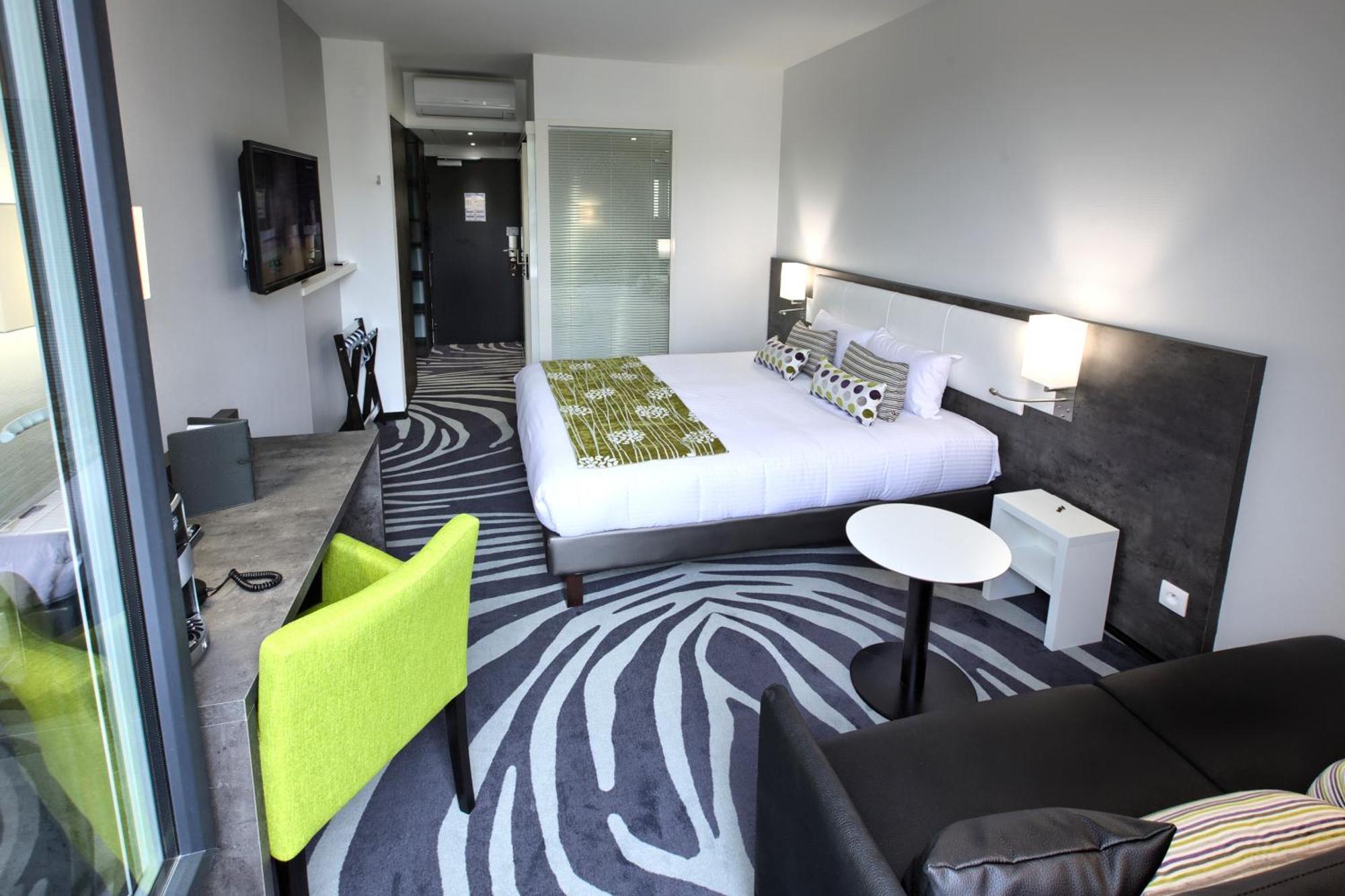 גרדיניון Logis Hotel Restaurant & Spa Au Comte D'Ornon חדר תמונה
