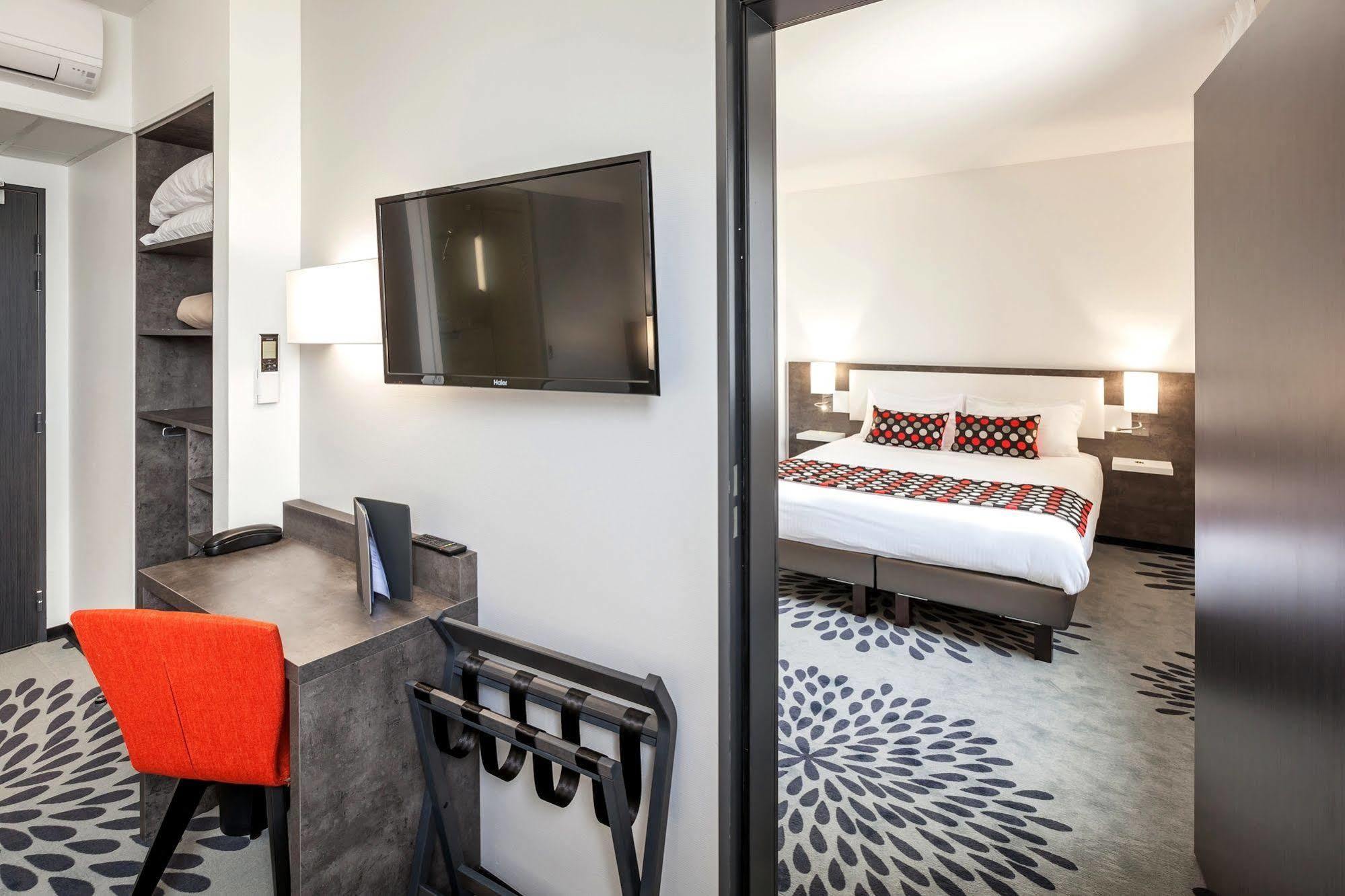 גרדיניון Logis Hotel Restaurant & Spa Au Comte D'Ornon מראה חיצוני תמונה