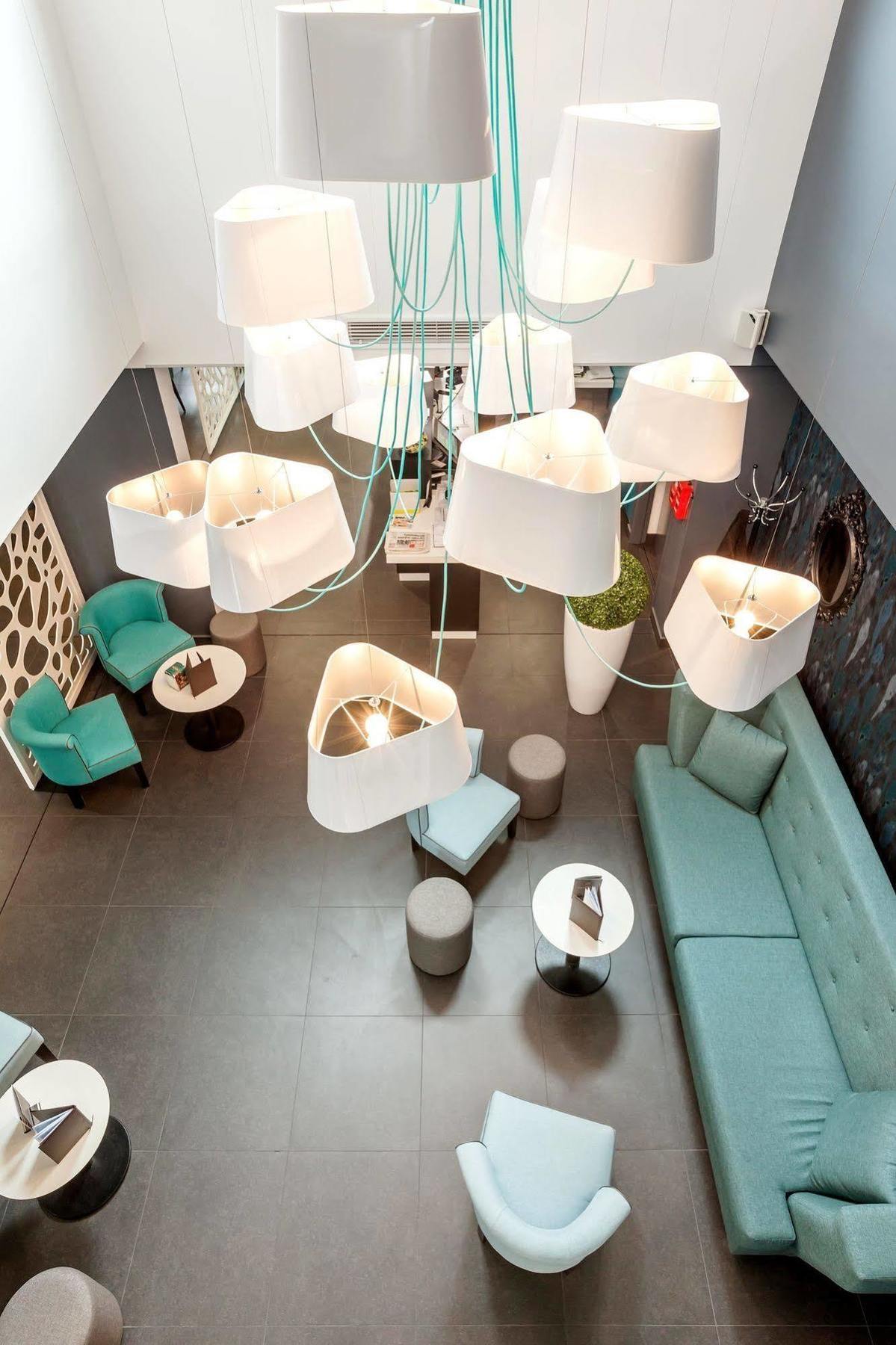 גרדיניון Logis Hotel Restaurant & Spa Au Comte D'Ornon מראה חיצוני תמונה