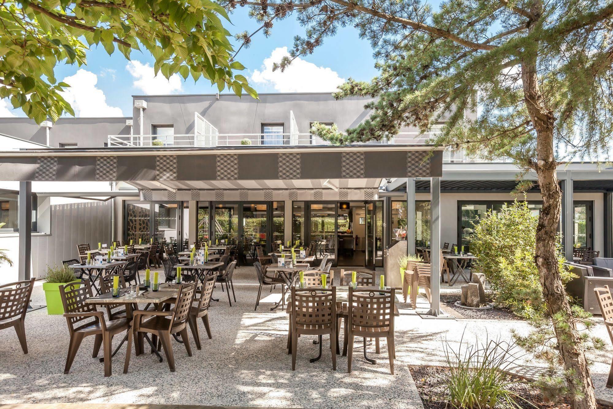 גרדיניון Logis Hotel Restaurant & Spa Au Comte D'Ornon מראה חיצוני תמונה